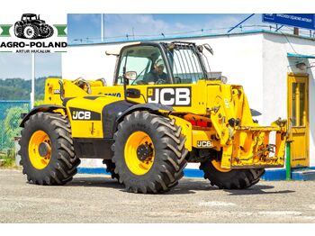 Колёсный погрузчик JCB