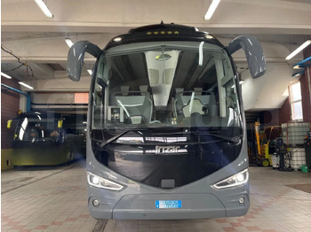 Туристический автобус