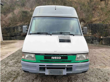 Микроавтобус IVECO Daily