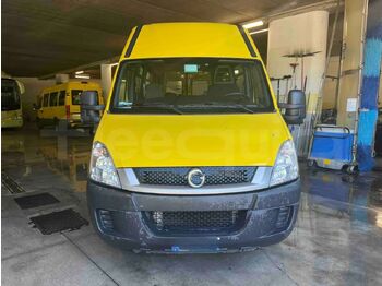 Школьный автобус IVECO Daily