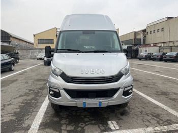 Туристический автобус IVECO Daily