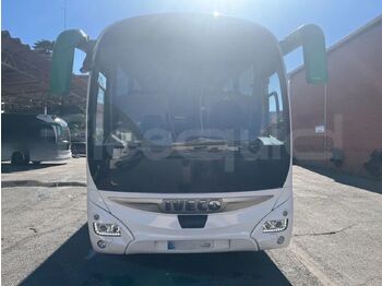 Туристический автобус IVECO Magelys