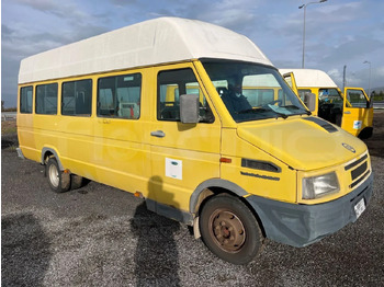 Микроавтобус IVECO Daily