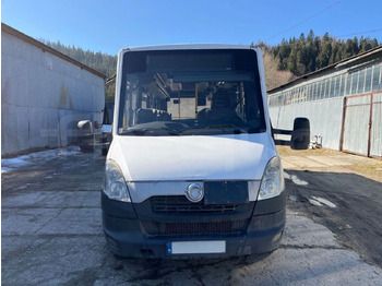 Пригородный автобус