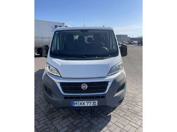 Легковой автомобиль FIAT