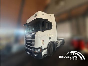 Тягач SCANIA R 450