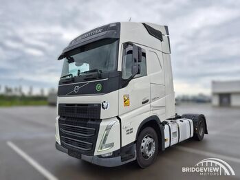 Тягач VOLVO FH 500