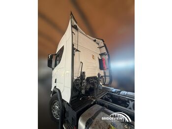 Тягач Scania R450: фото 4