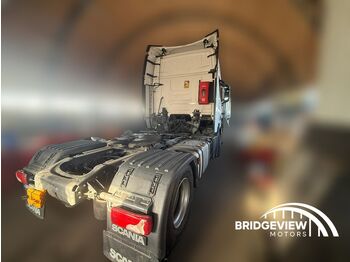 Тягач Scania R450: фото 5