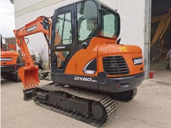 Мини-экскаватор DOOSAN DX60W