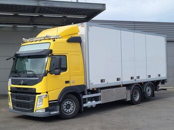Грузовик VOLVO FM 450