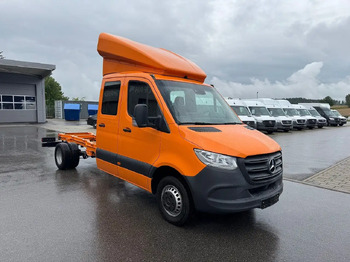 Малотоннажный седельный тягач, Грузопассажирский фургон Mercedes-Benz Sprinter 519 CDI Maxi Lang Doka AHK: фото 2