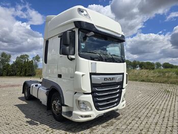 Тягач DAF XF 106 480