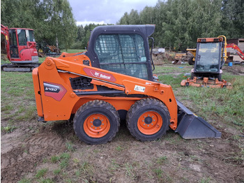 Мини-погрузчик с бортовым поворотом BOBCAT S450