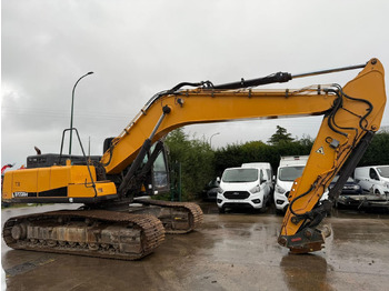 : фото в шапке страницы