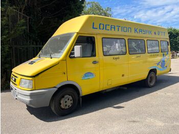 Микроавтобус IVECO Daily