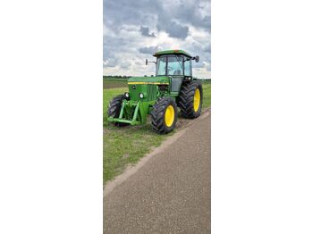 Трактор JOHN DEERE 40 Series