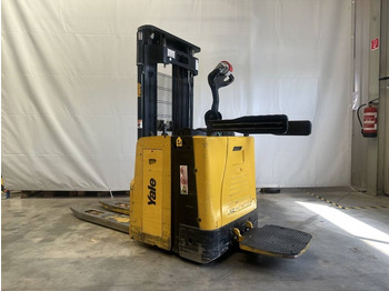 Штабелер YALE