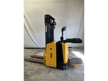 Штабелер YALE