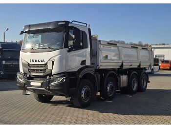 Самосвал IVECO X-WAY