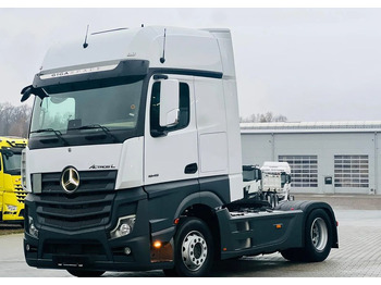 Тягач Mercedes-Benz ACTROS 1845: фото 3 Тягач Mercedes-Benz ACTROS 1845: фото 3