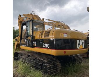 Гусеничный экскаватор CATERPILLAR 320CL