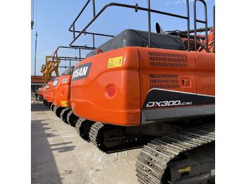 Гусеничный экскаватор DOOSAN DX300