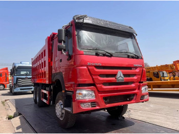 Самосвал SINOTRUK HOWO