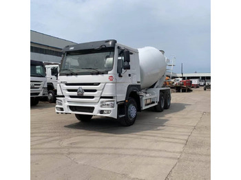 Автобетоносмеситель SINOTRUK HOWO