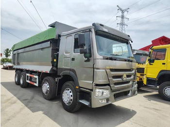 Самосвал SINOTRUK HOWO