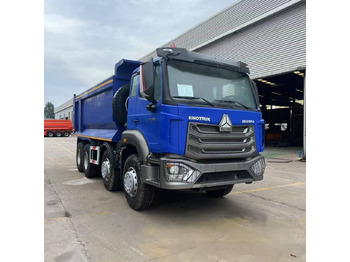 Самосвал SINOTRUK HOWO