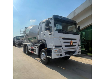 Автобетоносмеситель SINOTRUK HOWO