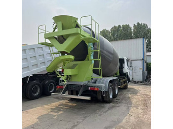 Автобетоносмеситель Howo 371: фото 4 Автобетоносмеситель Howo 371: фото 4