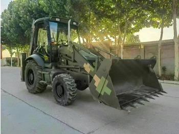 Экскаватор-погрузчик JCB 3CX