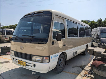 Пригородный автобус Toyota Coaster: фото 3