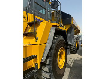 Сочленённый самосвал KOMATSU HM400