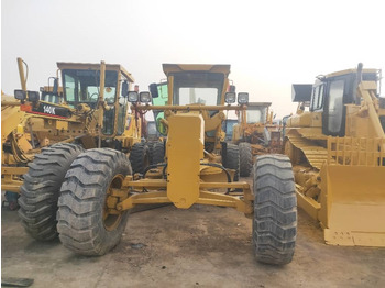Грейдер CATERPILLAR 140K