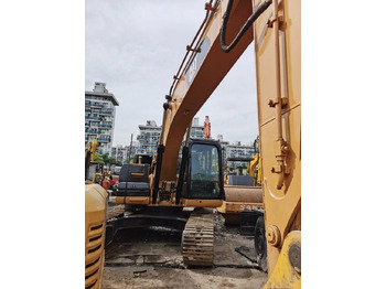 Гусеничный экскаватор CATERPILLAR 323D