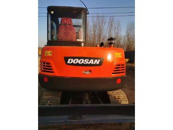 Мини-экскаватор Doosan DH55: фото 2 Мини-экскаватор Doosan DH55: фото 2
