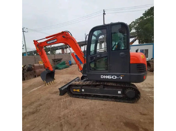Мини-экскаватор DOOSAN DH60-7