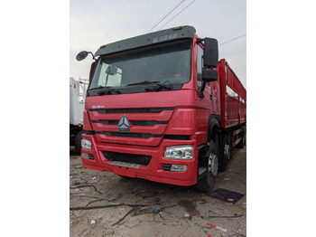 Самосвал SINOTRUK HOWO