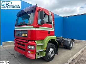 Грузовик-шасси MAN TGA 18.320