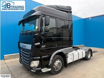 Тягач DAF XF 440