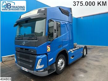 Тягач VOLVO FM 460