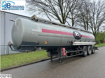 Полуприцеп-цистерна TRAILOR