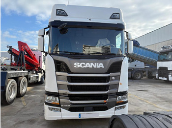 Тягач SCANIA R 450