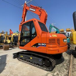 Мини-экскаватор DOOSAN DH80