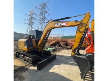 Мини-экскаватор XCMG XE60DA