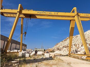 Кран DEMAG