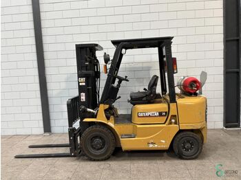 Вилочный погрузчик CATERPILLAR GP